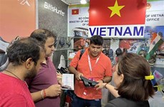 Le Vietnam participe à un salon de la chaussure en Inde