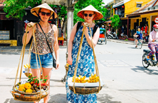 Le Vietnam accueille plus de 7,8 millions de touristes étrangers en huit mois