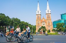 HCM-Ville, Da Nang et Thua Thiên - Huê attirent un bon nombre de touristes pendant les jours fériés
