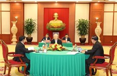 Les dirigeants des partis du Vietnam, du Cambodge et du Laos se réunissent