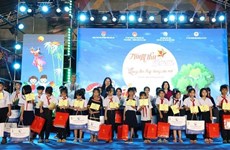 Dak Lak organise la Fête de la mi-automne pour les enfants d'ethnies minoritaires 