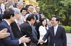 Le président Vo Van Thuong rencontre des médecins et experts cardiovasculaires