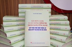 Publication de deux livres du secrétaire général Nguyen Phu Trong