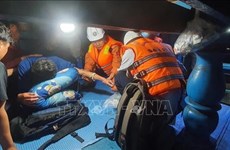 Un pêcheur malade sauvé au large de l’archipel de Hoàng Sa