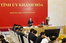 Le président de l’AN travaille avec la permanence du comité du Parti de Khanh Hoa