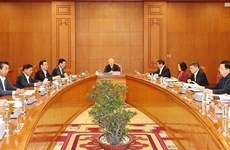Le leader se réunit avec le sous-comité du personnel du 14e Congrès du Parti
