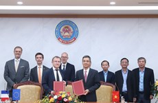 Le Vietnam et la France échangent un accord de financement pour des projets sur le changement climatique