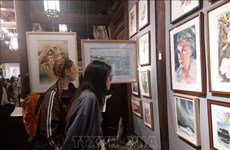 Ouverture de la plus grande exposition d'aquarelles jamais réalisée au Vietnam