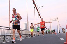 Plus de 9 000 athlètes participent au Marathon international de Danang 2024 