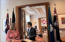 La présidente du Sénat australien reçoit l’ambassadeur du Vietnam