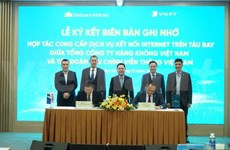Vietnam Airlines et VNPT coopèrent pour développer un service de connexion Internet en avion