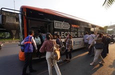 L'Indonésie s'efforce de stimuler l'utilisation des bus électriques