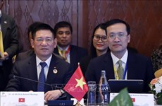 Le Vietnam participe à des réunions de l'ASEAN sur des questions financières et monétaires