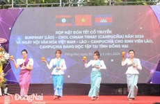 Célébration du Nouvel An traditionnel pour les étudiants lao et cambodgiens à Dong Nai
