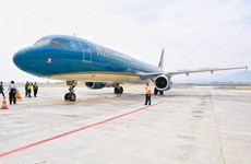 Vietnam Airlines double ses vols pour célébrer le 70e anniversaire de la Victoire de Dien Bien Phu