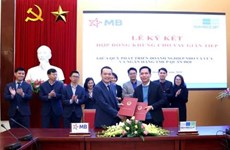 SMEDF et MB signent un accord cadre de prêt indirect
