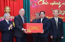 Le PM appelle Thanh Hoa à œuvrer pour un Vietnam puissant