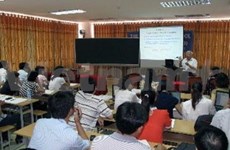 Colloque international de physique à Binh Dinh 