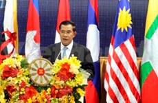 Cambodge : le PM loue la victoire sur les Khmers rouges 
