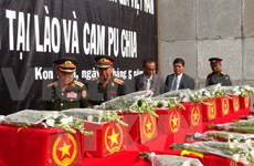 Kon Tum : inhumation des restes de soldats tombés au Laos et au Cambodge