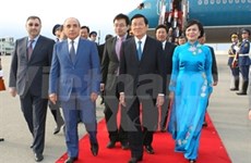 Le président Truong Tan Sang entame sa visite en Azerbaïdjan 