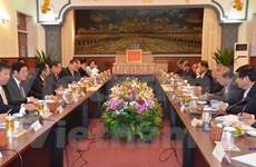 Une haute délégation du PCV en visite au Cambodge 