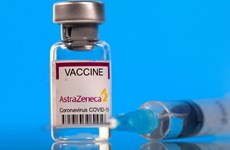 Le Vietnam reçoit le 3e lot de vaccin anti-COVID-19 fourni par le Japon 