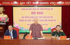 Le secrétaire général du Parti rencontre des électeurs de Hanoï