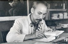 Diverses activités dans et hors du pays en l’honneur du 132e anniversaire du Président Hô Chi Minh