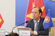 Le Vietnam participe à des réunions de l’ASEAN