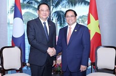Le Premier ministre Pham Minh Chinh rencontre son homologue lao Sonexay Siphandone