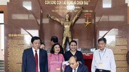 Le président Nguyên Xuân Phuc à la célébration du 110e anniversaire de la naissance de Pham Hung