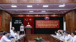 Le chef de l’Etat appelle Quang Binh à exploiter ses propres avantages uniques