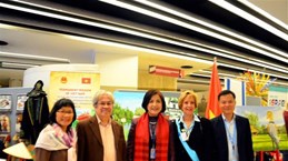 Charité : le Vietnam participe à la foire internationale UN Bazaar 2022 à Genève