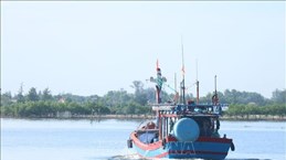INN : Quang Tri soutient les pêcheurs pour le développement durable de la pêche