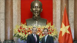 Le président Vo Van Thuong reçoit le ministre chinois des Affaires étrangères