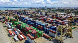 Les exportations malaisiennes devraient se redresser en 2024
