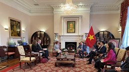 Le vice-PM Le Minh Khai rencontre des responsables et hommes d'affaires américains