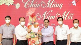 Le PM salue les réalisations obtenues par Hô Chi Minh-Ville dans la lutte anti-Covid-19