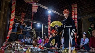 L’art du "chèo" le "Mo Muong" veut séduire l’UNESCO