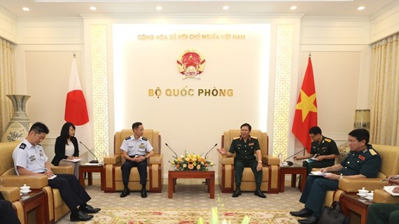Vietnam et Japon boostent la coopération dans la défense
