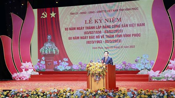 Le président de l'Assemblée nationale se rend à Vinh Phuc