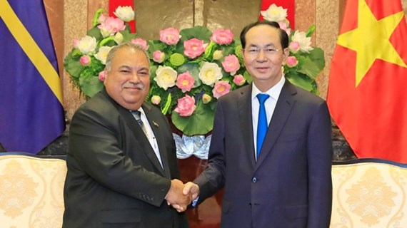 Le président Tran Dai Quang reçoit son homologue de la République de Nauru