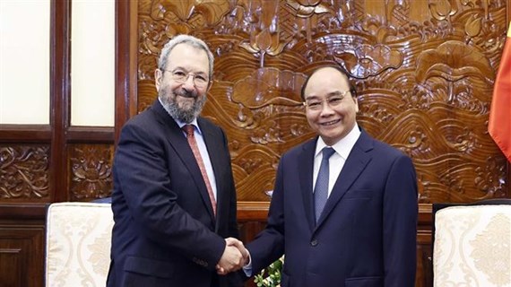 Le chef de l’Etat reçoit l’ancien Premier ministre israélien Ehud Barak