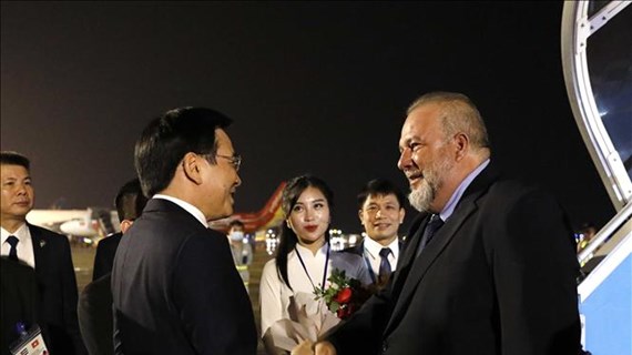 Le Premier ministre cubain entame sa visite officielle au Vietnam