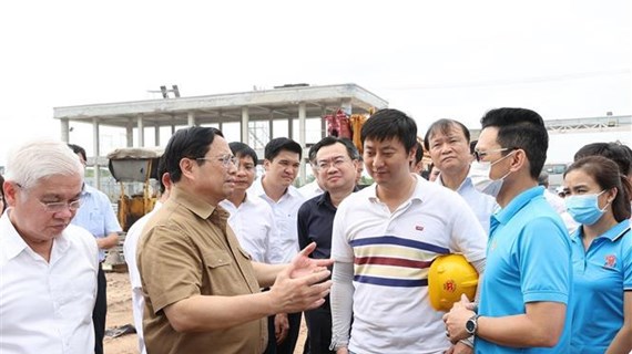 Le PM exhorte Binh Duong à accélérer les projets d’infrastructure clés