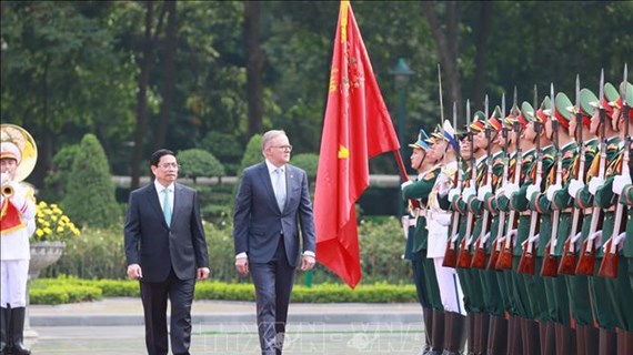 Cérémonie d'accueil solennelle du Premier ministre australien à Hanoi