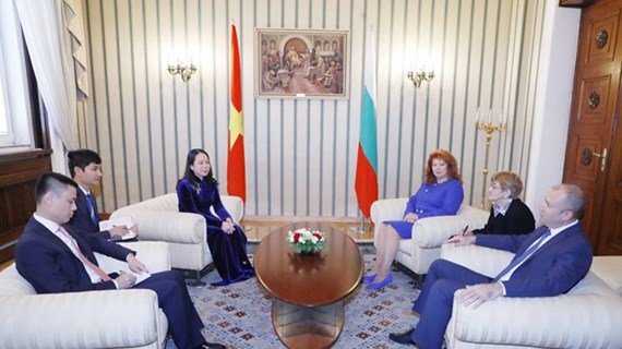 Renforcement de l'amitié traditionnelle et de la coopération multiforme entre le Vietnam et la Bulgarie