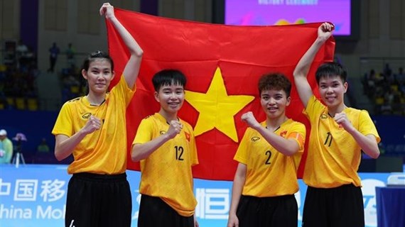 ASIAD 19 : l'équipe féminine de sepak takrawde quatre remporte la 2e médaille d'or pour le Vietnam
