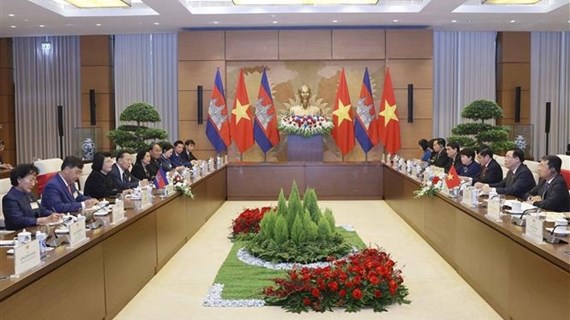 Vietnam-Cambodge : Entretien entre les présidents des Assemblées nationales
